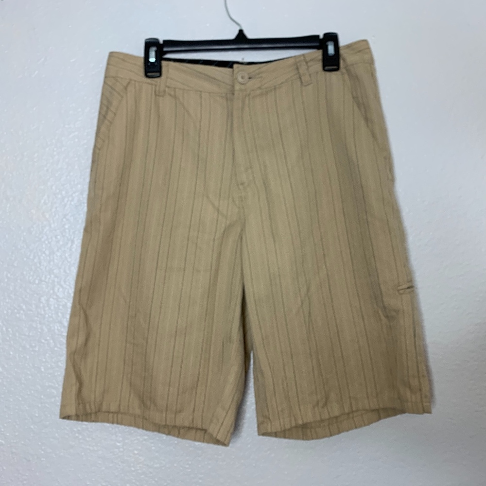Wise Guy Mens Shorts Pinstripe Sz 30 Tan W Navy Bl
